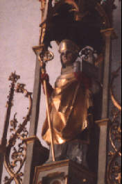 Foto der Statue in der Wolfgangskapelle